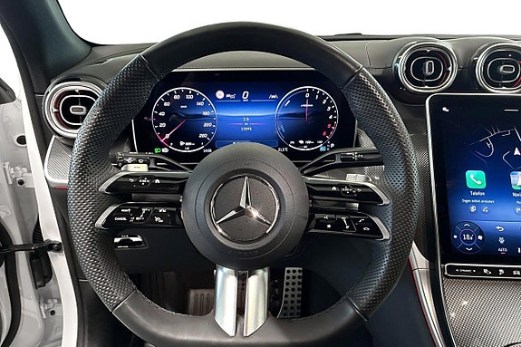 Mercedes-Benz GLC300 de 16 of 25