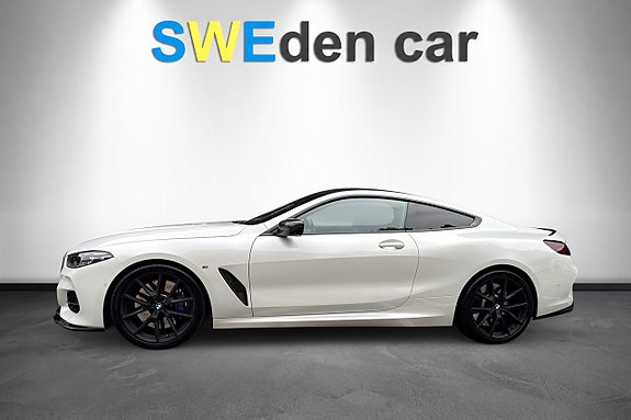 BMW M850i 2 of 11