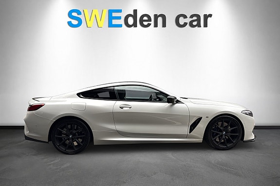BMW M850i 6 of 11
