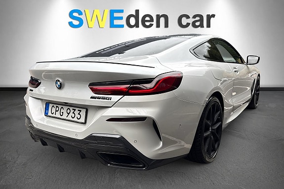 BMW M850i 5 of 11