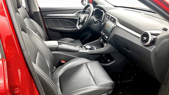 MG ZS EV 3 of 13