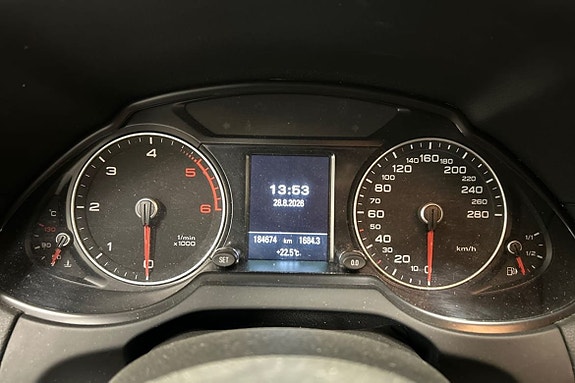 Audi Q5 12 of 15