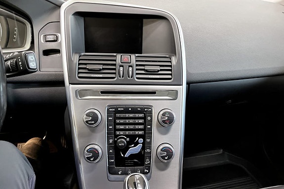 Volvo XC60 6 of 9