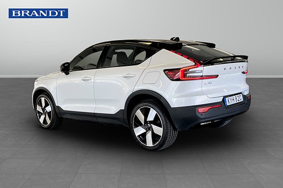 Volvo C40 2 of 9