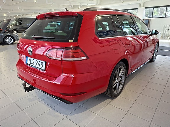 Volkswagen Golf VII 12 of 15