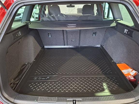 Volkswagen Golf VII 13 of 15