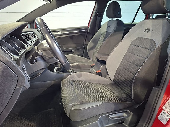 Volkswagen Golf VII 5 of 15
