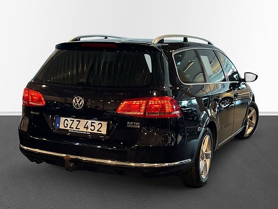 Volkswagen Passat 4 of 10