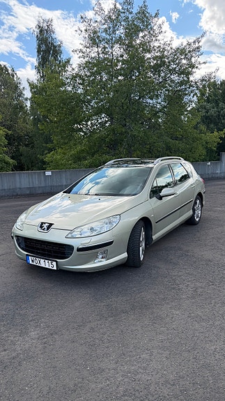 Peugeot 407 2 of 8