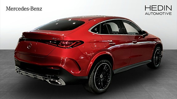 Mercedes-Benz GLC300 de 2 of 9