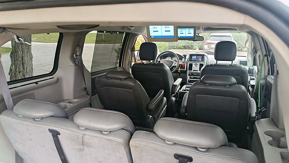 Chrysler Grand Voyager 3 of 5