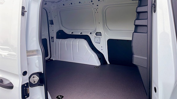 Ford Transit Connect 5 of 9