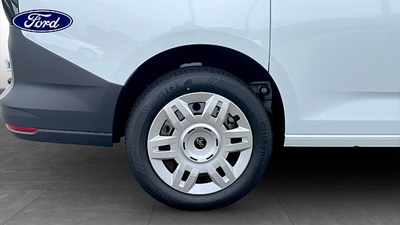 Ford Transit Connect 9 of 9