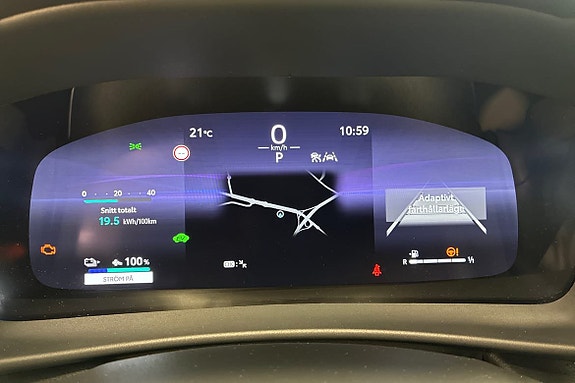 Toyota C-HR 14 of 18