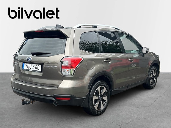 Subaru Forester 5 of 15