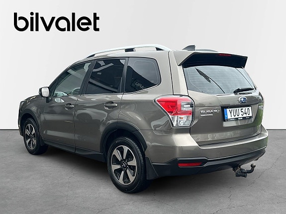 Subaru Forester 4 of 15