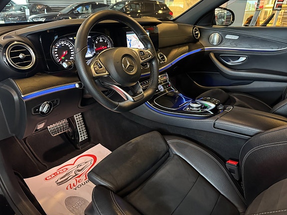 Mercedes-Benz E220 17 of 21