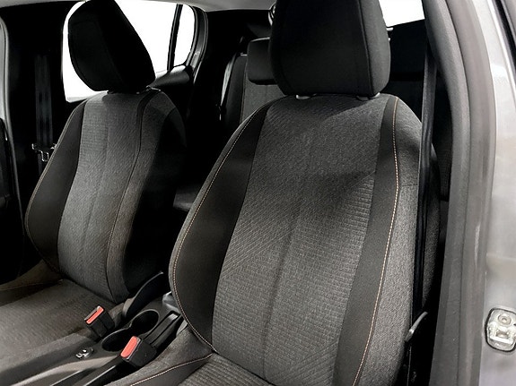 Peugeot 208 5 of 19