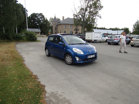 Renault Twingo 7 of 13