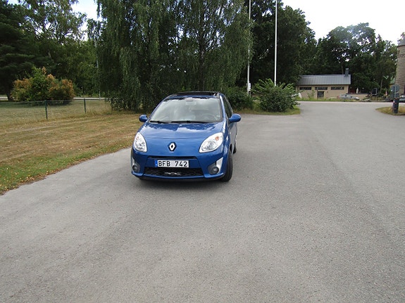 Renault Twingo 8 of 13