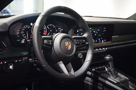 Porsche 911 GT3 5 of 14