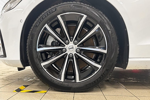 Volvo V60 6 of 14