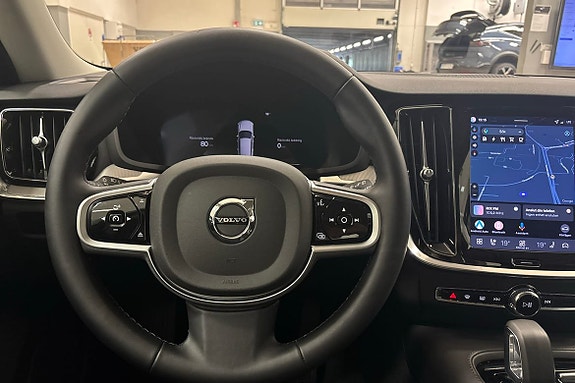 Volvo V60 11 of 14