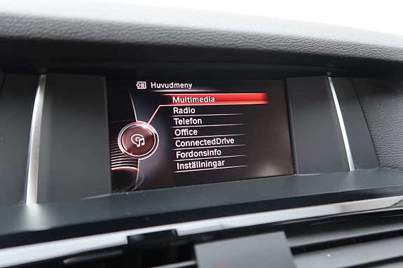 BMW X3 9 of 11