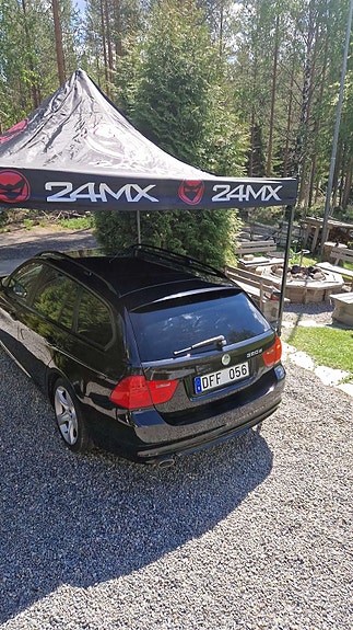 BMW 320d 3 of 3
