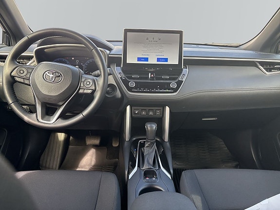 Toyota Corolla Cross 9 of 11
