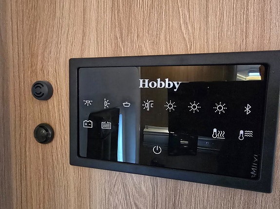 Hobby 620 CL Excellent *Långbäddar *Förtält *Solceller 14 of 26