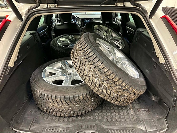 Volvo V90 14 of 15