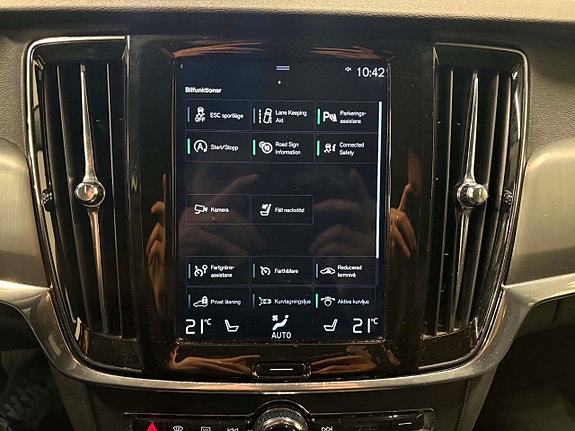 Volvo V90 8 of 15