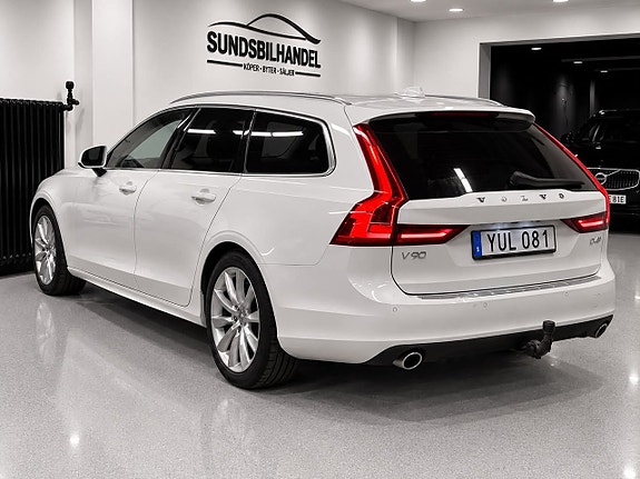 Volvo V90 3 of 15