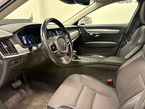 Volvo V90 5 of 15