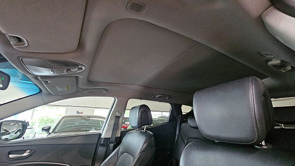 Hyundai Santa Fe 11 of 12