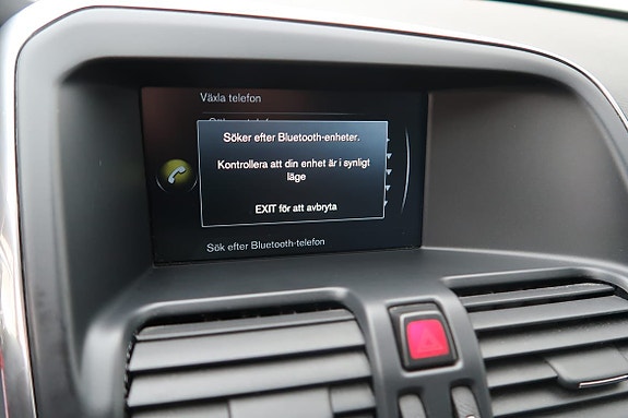 Volvo XC60 10 of 13