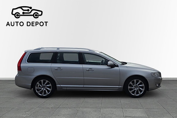Volvo V70 3 of 10
