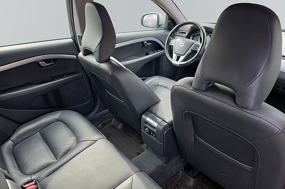 Volvo V70 9 of 10