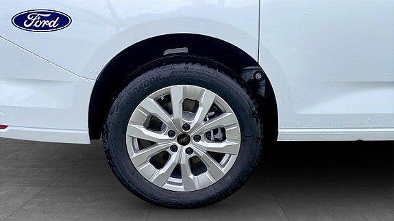 Ford Transit Connect 9 of 9