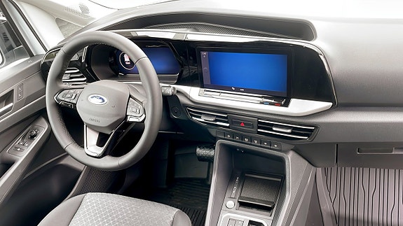 Ford Transit Connect 4 of 9