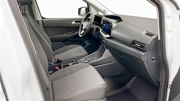 Ford Transit Connect 3 of 9