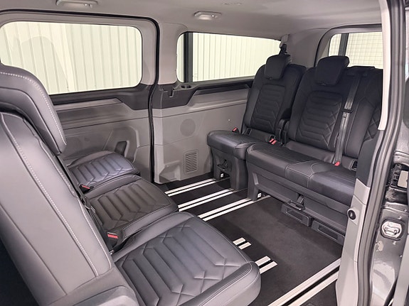 Ford Custom Tourneo 12 of 30