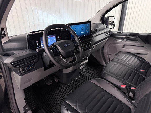 Ford Custom Tourneo 9 of 30