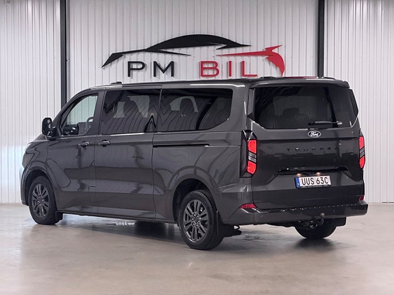 Ford Custom Tourneo 3 of 30