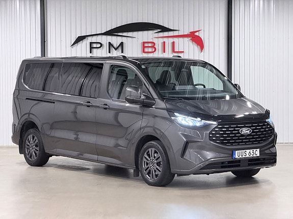 Ford Custom Tourneo 2 of 30