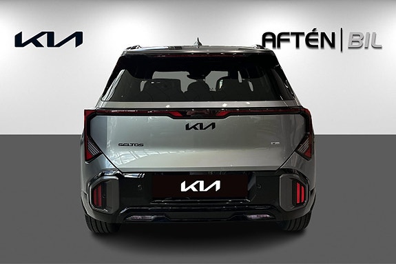 Kia Seltos 6 of 27