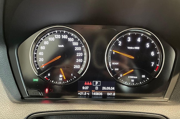 BMW M140i 14 of 18