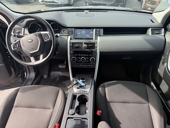 Land Rover Discovery Sport 7 of 16