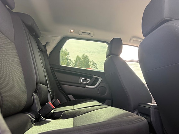Land Rover Discovery Sport 13 of 16